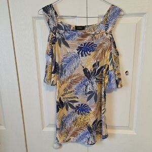 Espresso Leaf Pattern Top in Blue and Brown